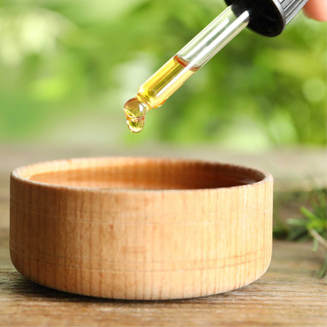 imagem-oleo-resina-vegetal-copaiba-tropik-cosmetics